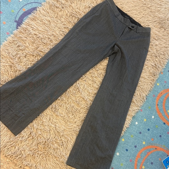 Ann Taylor Gray Wide Leg Pants size 4 - Picture 2 of 6